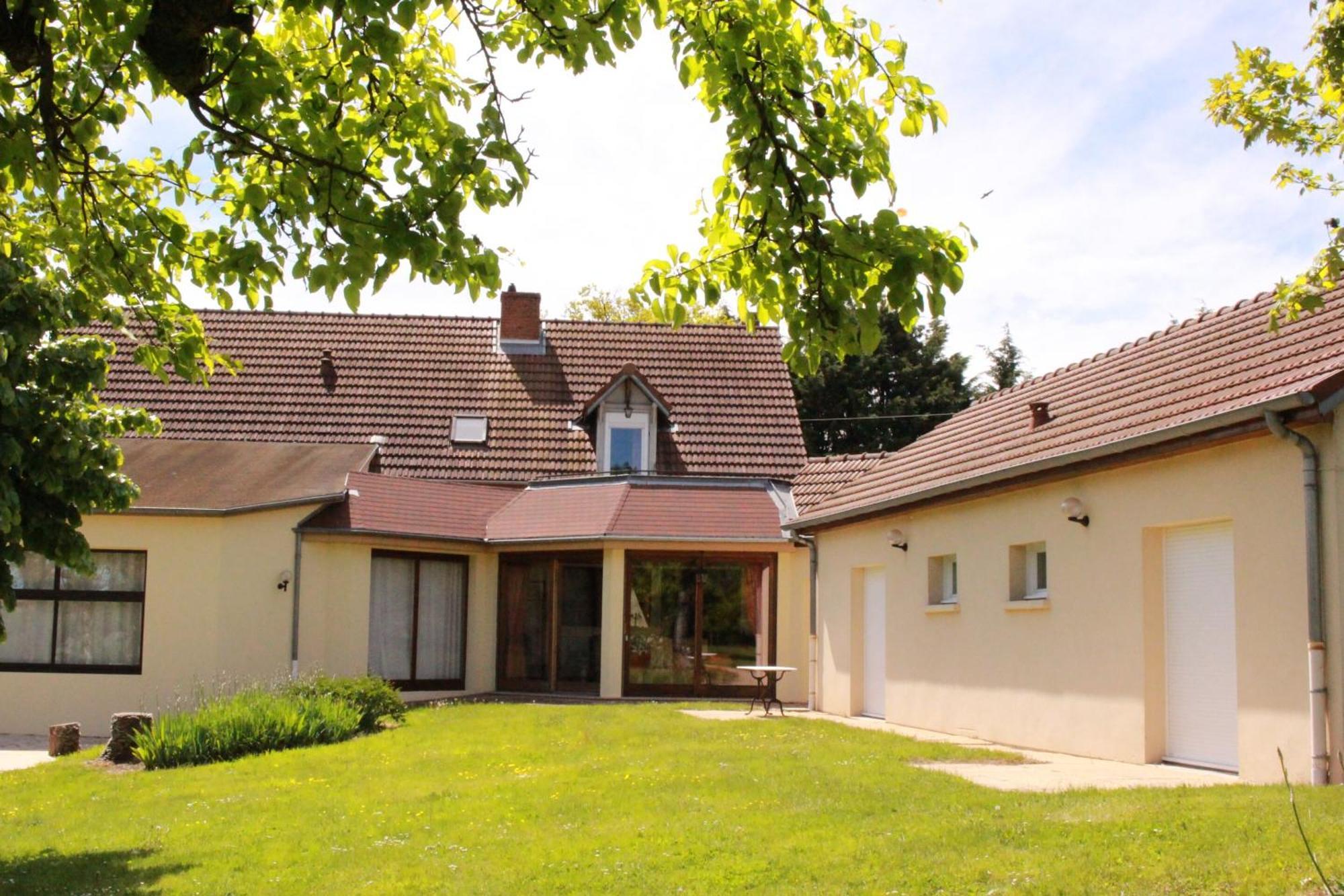Gites de Montvaltin Le Breuil  Chambre photo